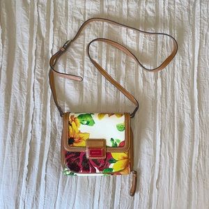 Nine West little crossbody 🌼🌷🌸